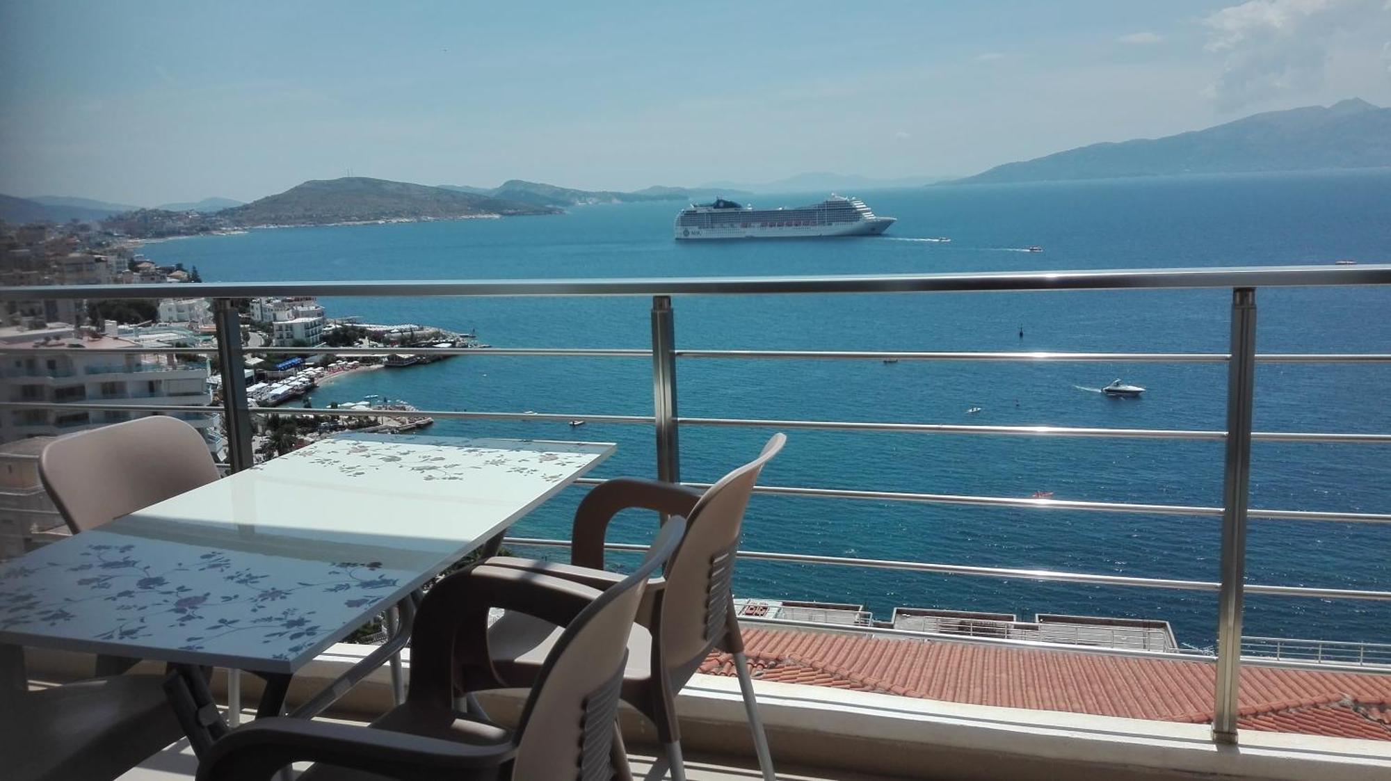 Bay View Apartment Sarandë Eksteriør billede