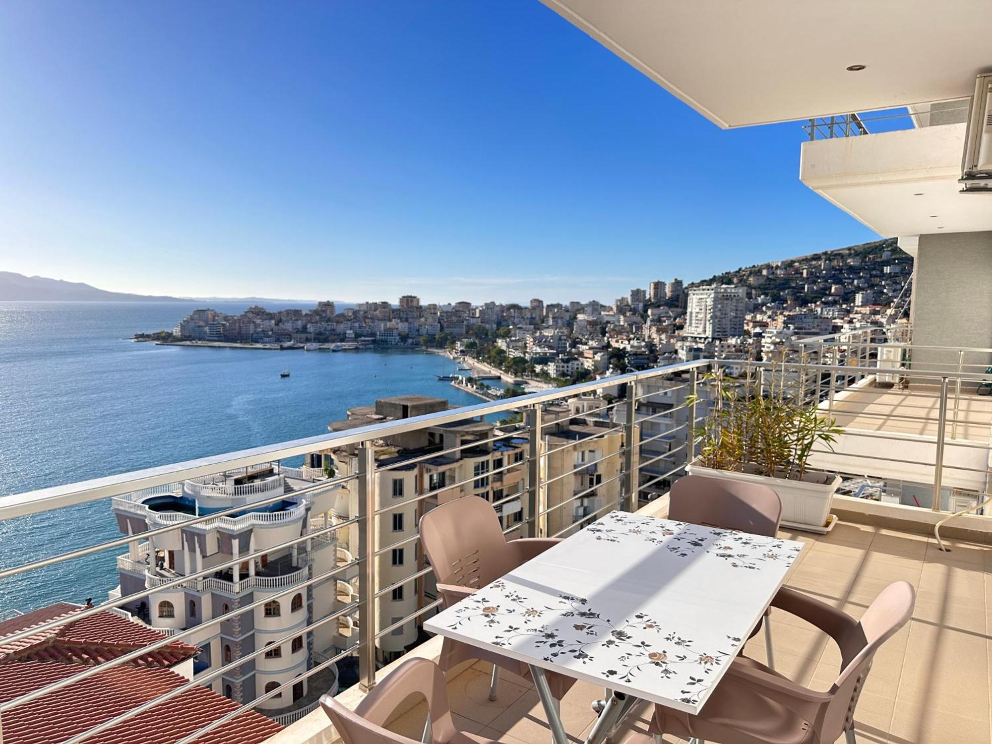Bay View Apartment Sarandë Eksteriør billede